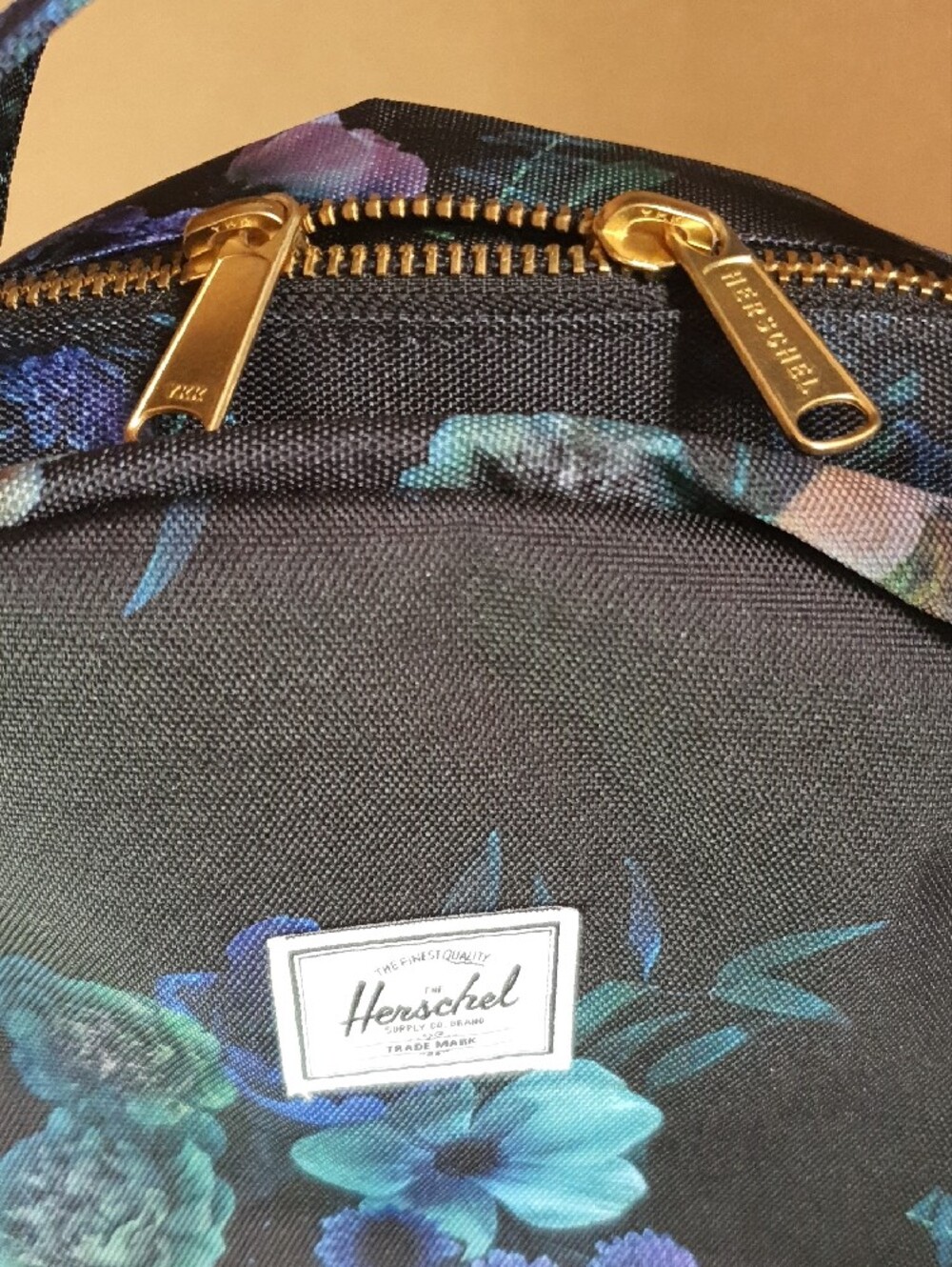 Herschel Supply Co. Nova™ Backpack Evening Floral Laptop Backpack  NWT - Picture 10 of 15